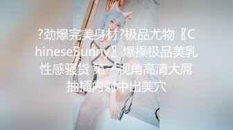 两个小伙子同时爱上了一个阿姨