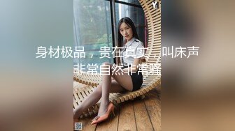 【新速片遞】  漂亮美女多P 两个美女被三根大棒连续轮流输出 爽叫连连 场面淫荡 颜射吃精 