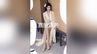 极品骚婊反差嫩模『CandyKiss』✿男友不在家和男闺蜜一起看世界杯，勾引男闺蜜看到床上，小穴穴被男闺蜜爆炒