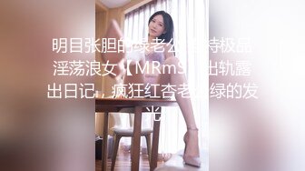  蝴蝶逼社会小妹颜值不错一个人精彩大秀，抽着小烟揉着奶子自慰逼逼真骚