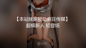 推特反差女神『VAVA』大尺度私拍流出 各场景露出超爆自拍 豪乳美女高颜值