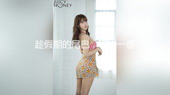   酒店女厕偷藏摄像头绝佳角度偷窥多位美女服务员的小嫩鲍