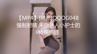 巨乳专场，这小嫂子的奶子简直无敌了，两奶子乳交把鸡巴都埋上了，口交大鸡巴大奶子呼脸，多体位爆草蹂躏